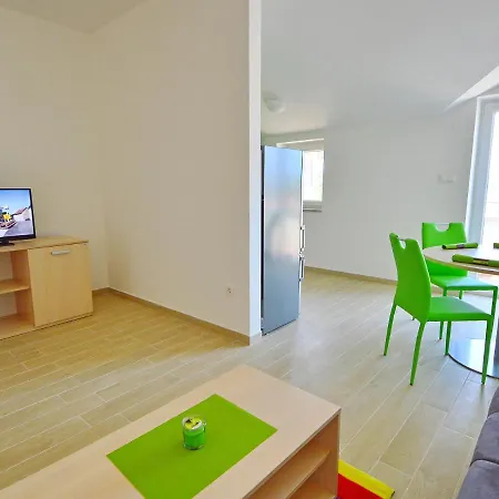 Apartment Iva-3 By Interhome